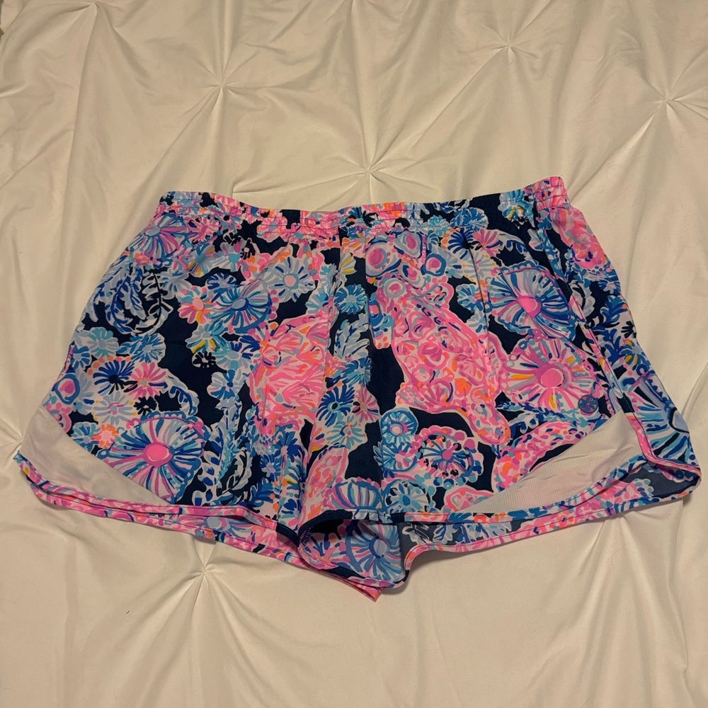 Lilly Pulitzer Ocean Trail Luxletic Shorts High Tide